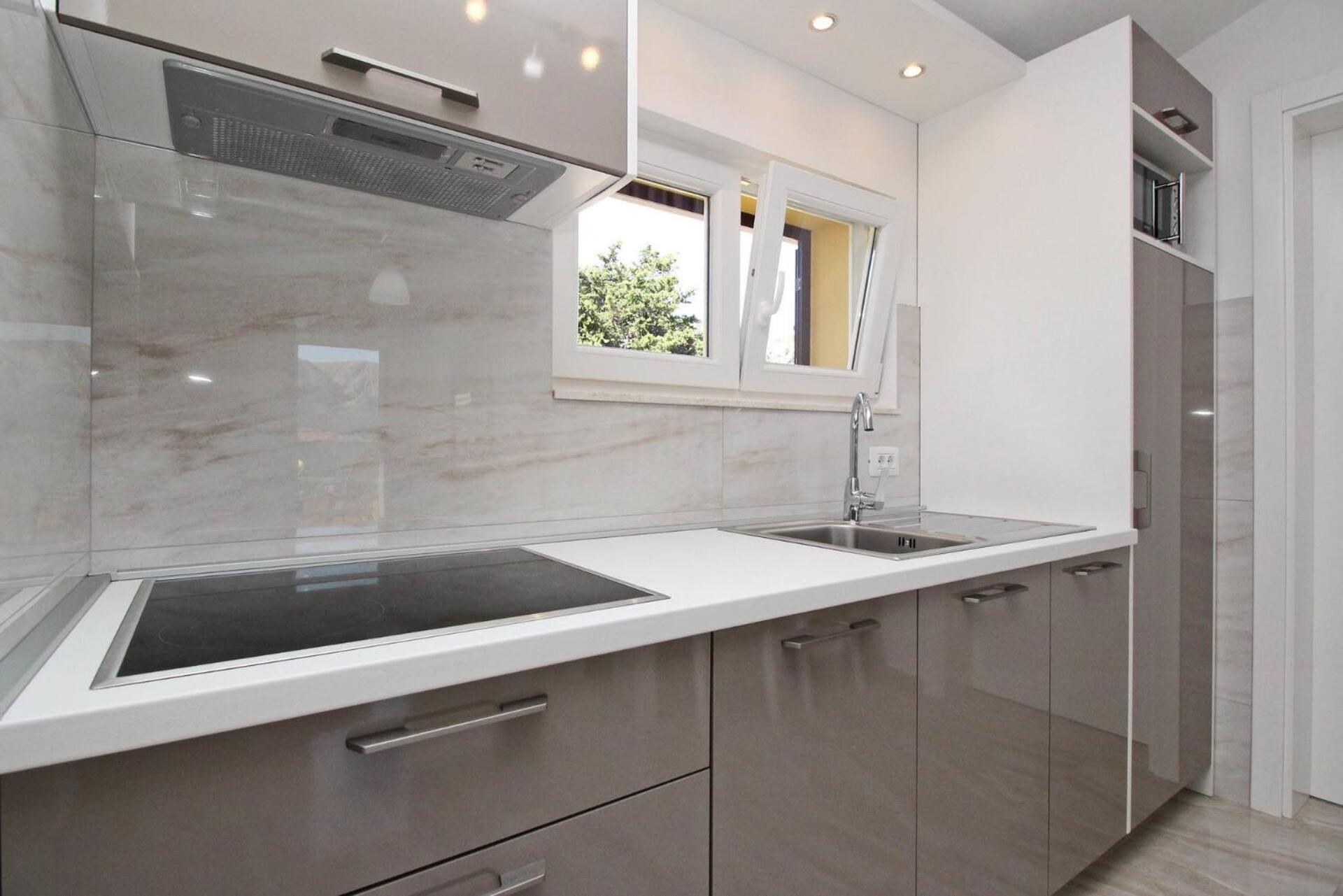 Sunshine Residence Baska מראה חיצוני תמונה