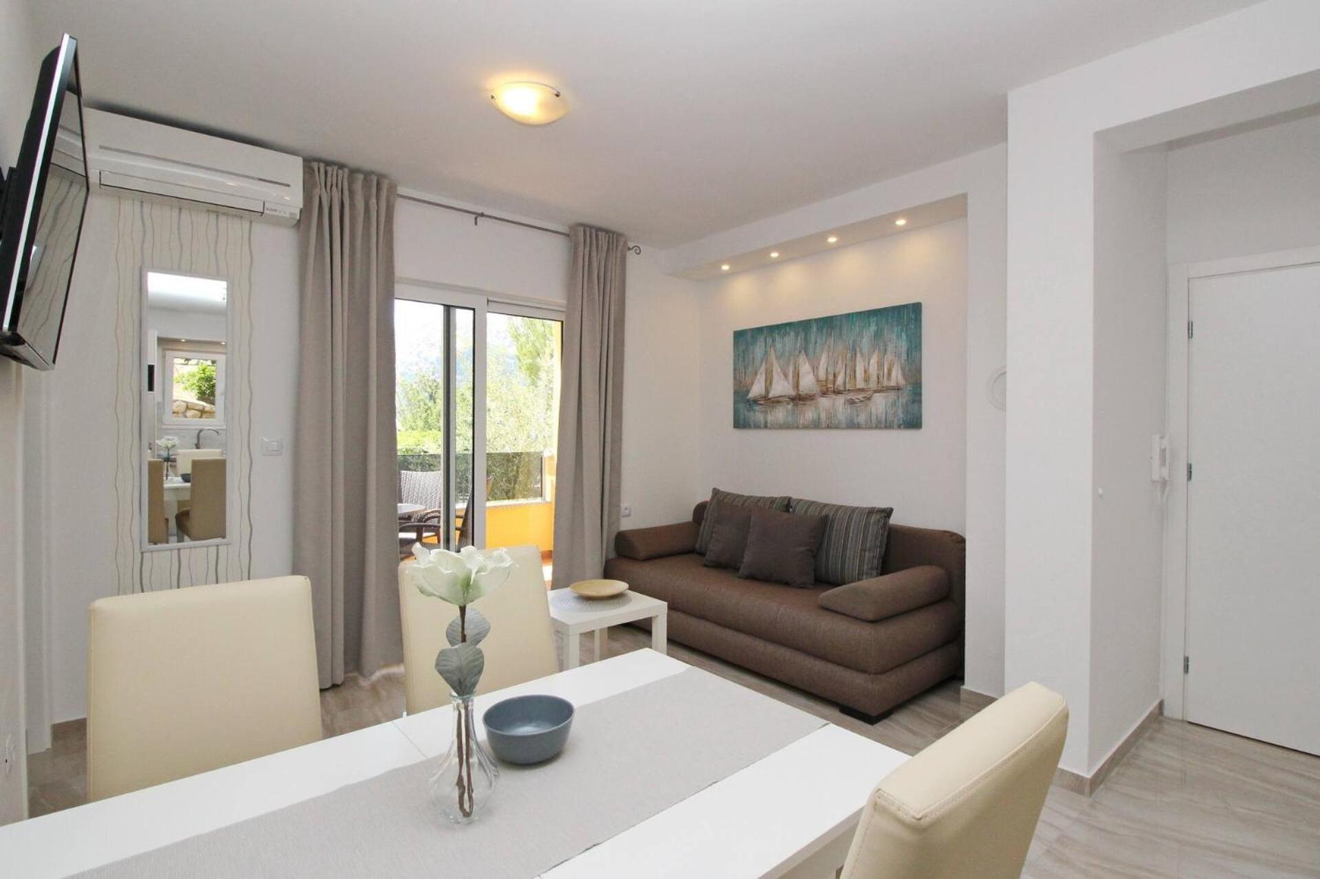 Sunshine Residence Baska מראה חיצוני תמונה