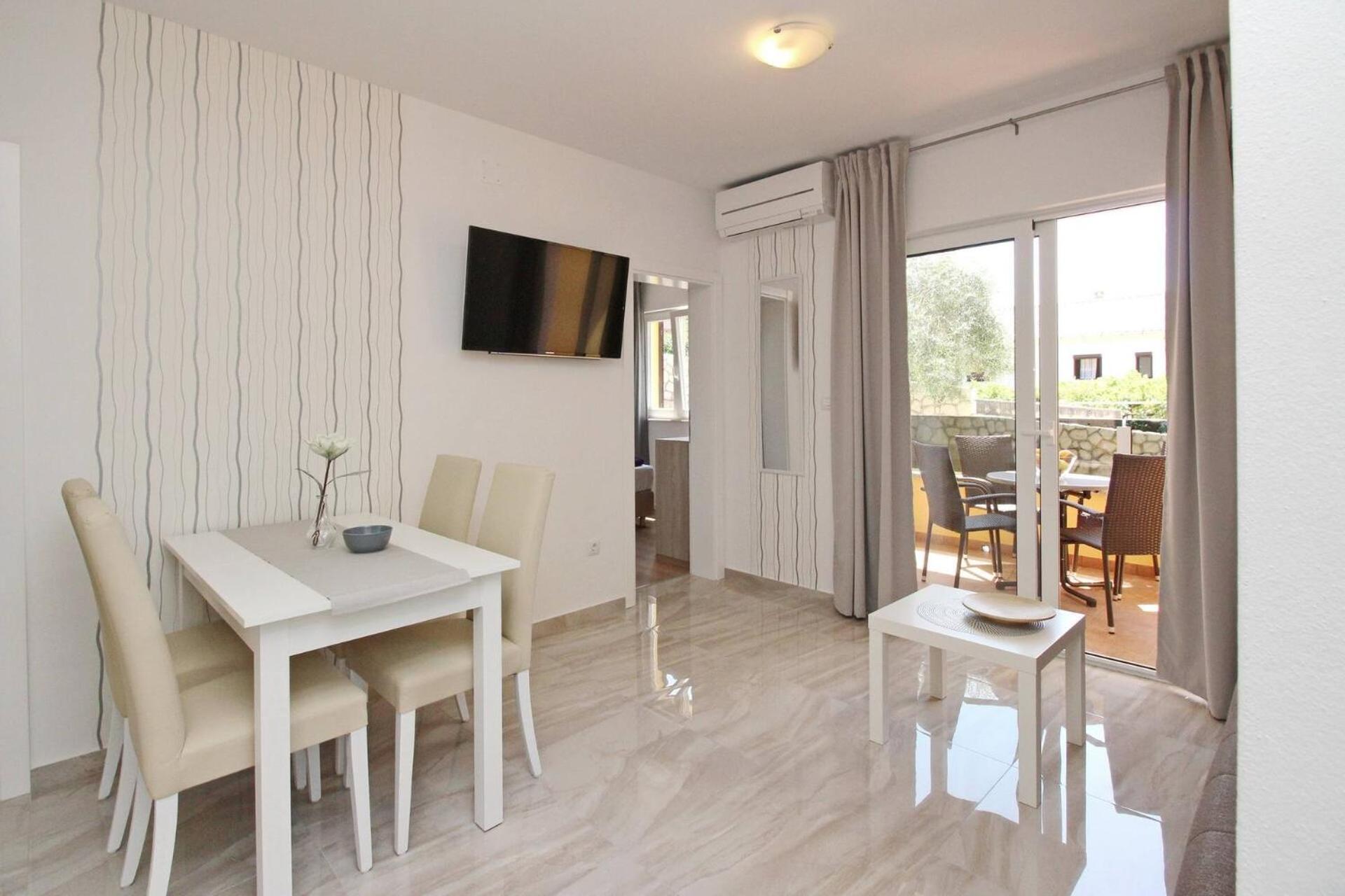 Sunshine Residence Baska מראה חיצוני תמונה