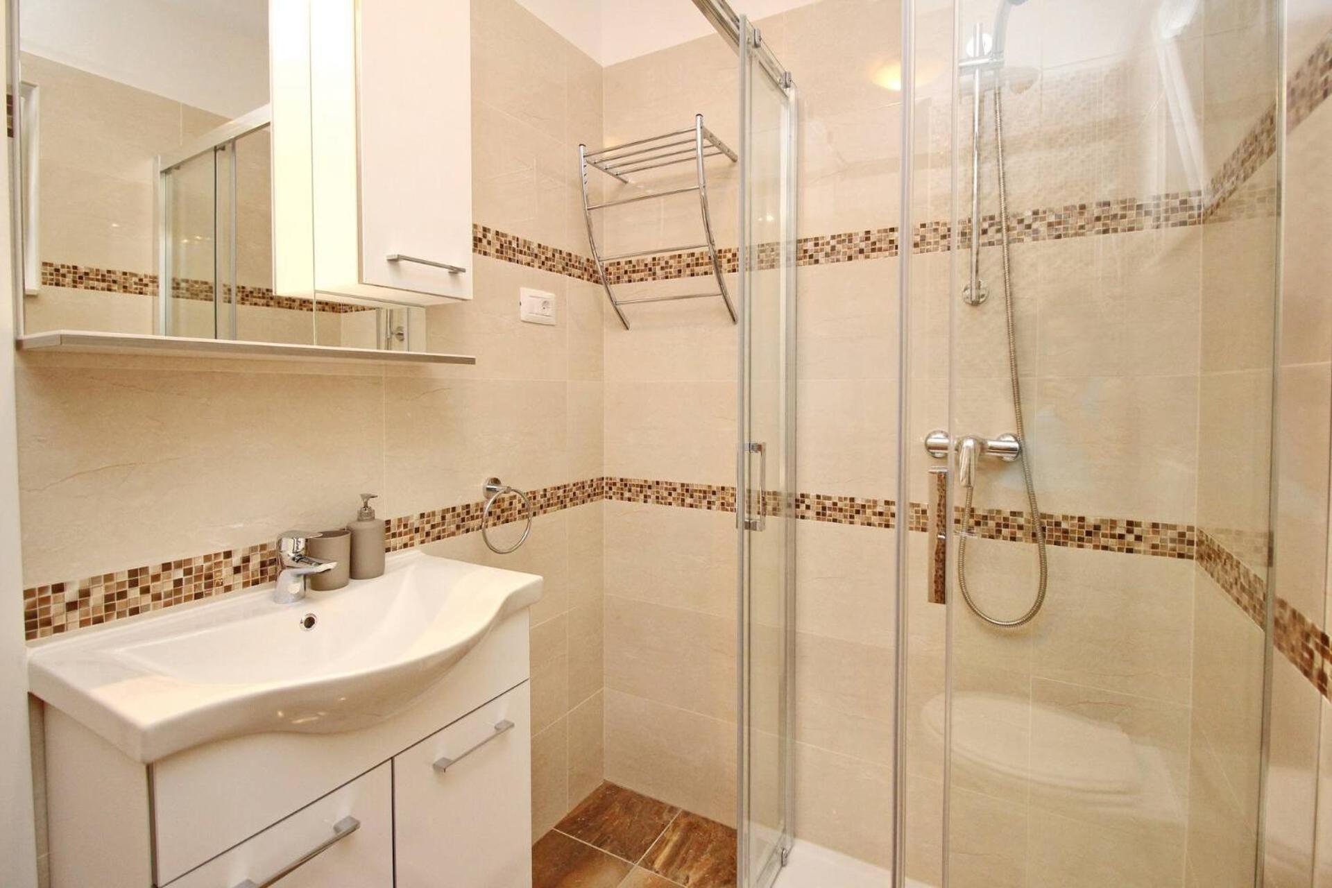 Sunshine Residence Baska מראה חיצוני תמונה